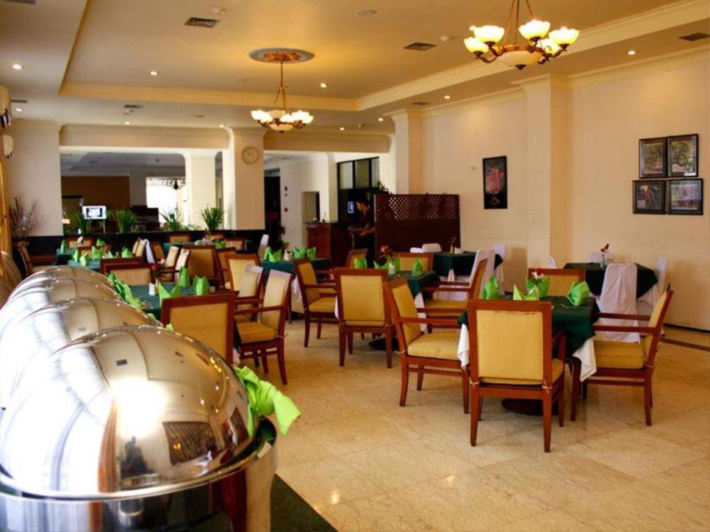 Pia Hotel Pangkalpinang Pangkalan Baru Dış mekan fotoğraf